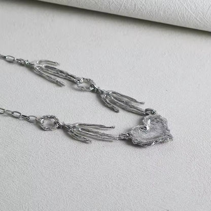 Gothic Red Heart Claw Choker Necklace