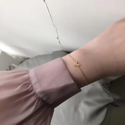 Tiny Heart Bracelet
